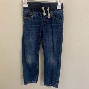Set of 4- GAP jeans. Size 5 years, slim.